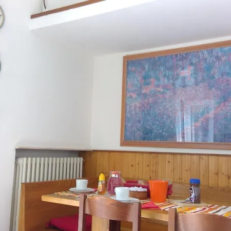 Couette-café B&B Magenta Magenta