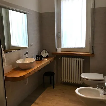 B&B Magenta 3*