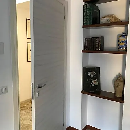 B&B Magenta Ματζέντα