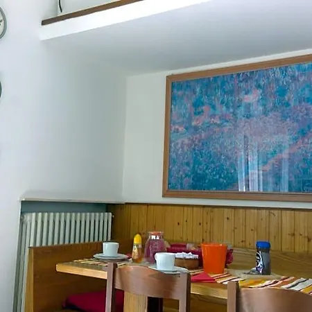 B&B Magenta Bed and Breakfast Ματζέντα