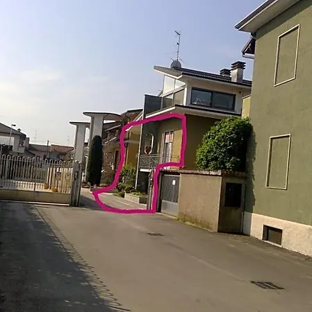B&B Magenta Bed and Breakfast Ματζέντα