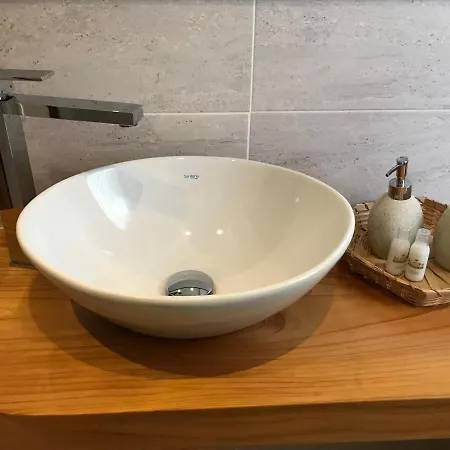 B&B Magenta Маджента